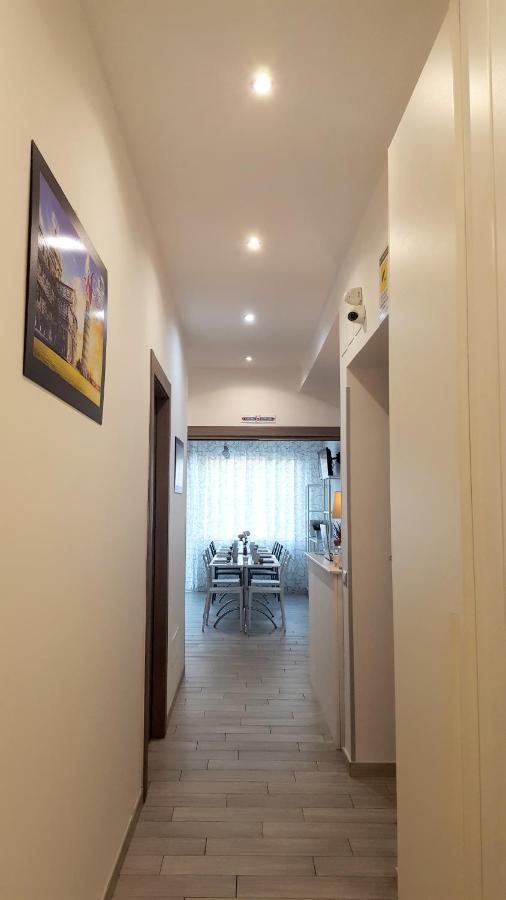 Guest House Web Room Pisa Bagian luar foto