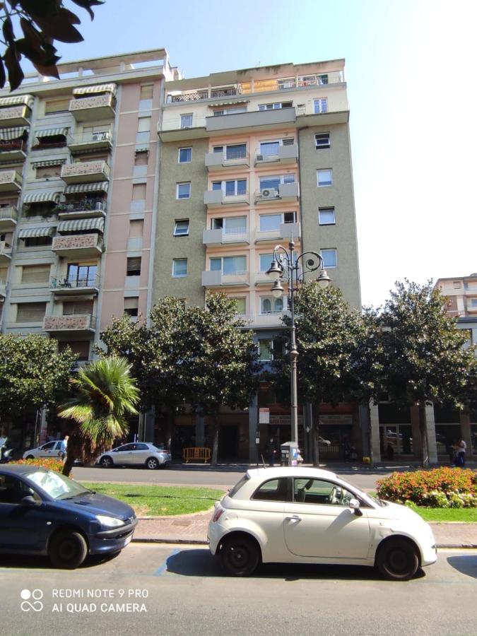 Guest House Web Room Pisa Bagian luar foto